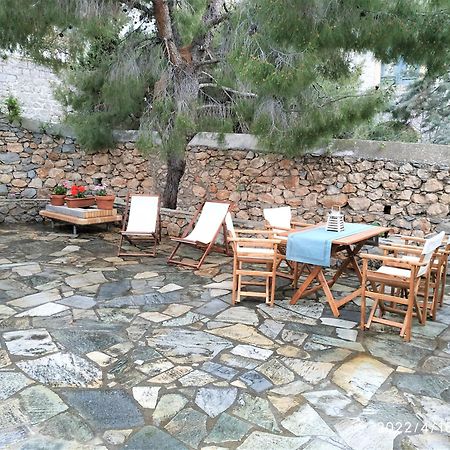 Pine Trees And Sea View Houses In Hydra - Daphne, Chloe, Myrto, Eleni Pokój zdjęcie